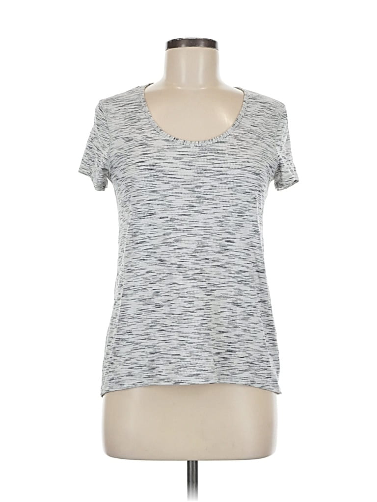 Pre-owned Lululemon Athletica Active T-shirt In Gray