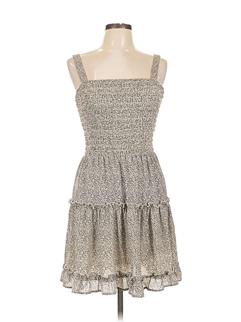 Pre-owned Sienna Sky Casual Dress In Gray
