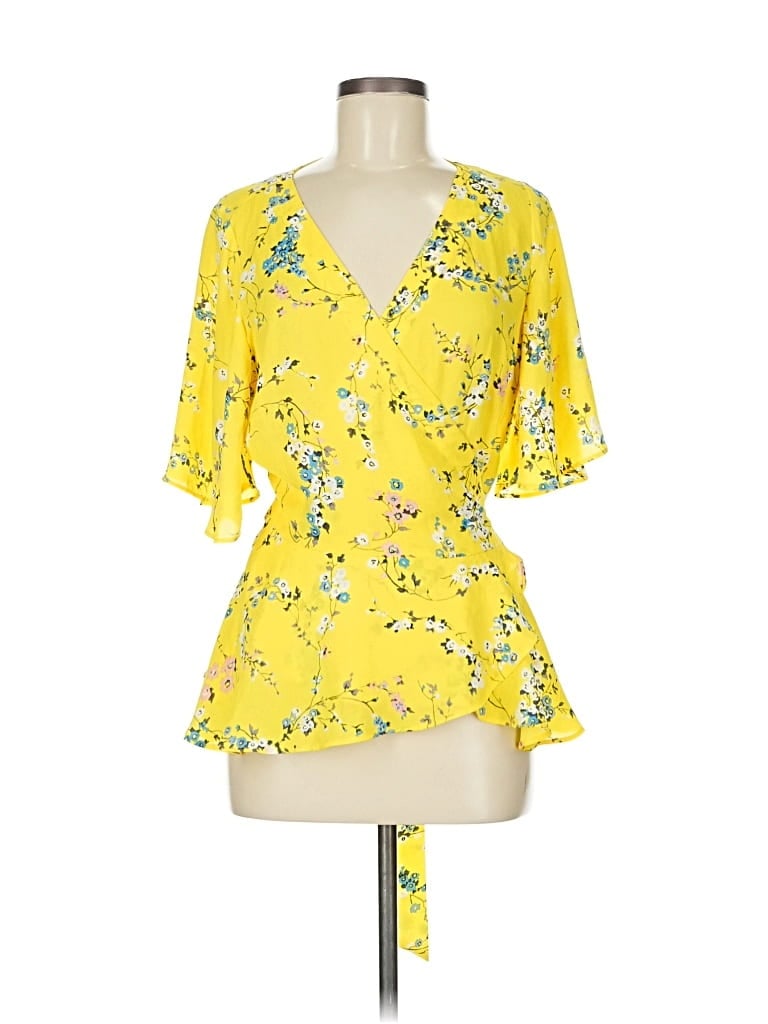 Pre-owned Ann Taylor Loft Short Sleeve Blouse In Yellow