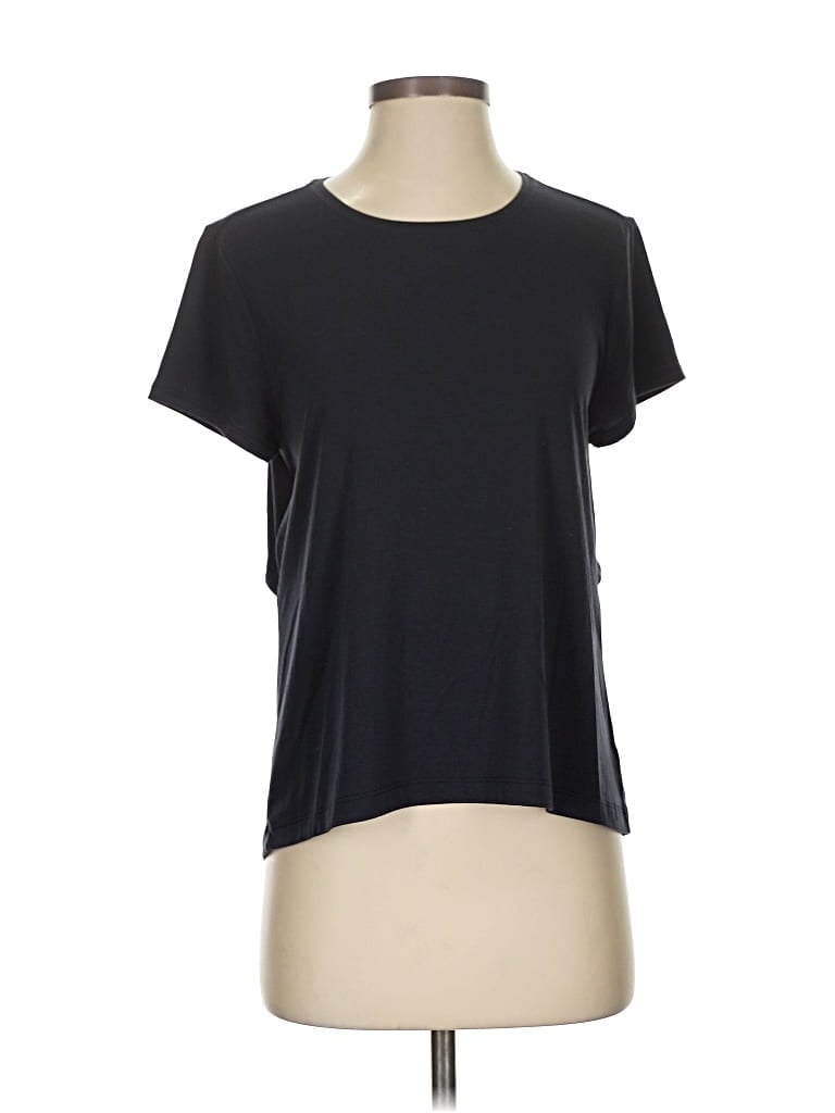 Pre-owned Athleta Short Sleeve T-shirt In Black