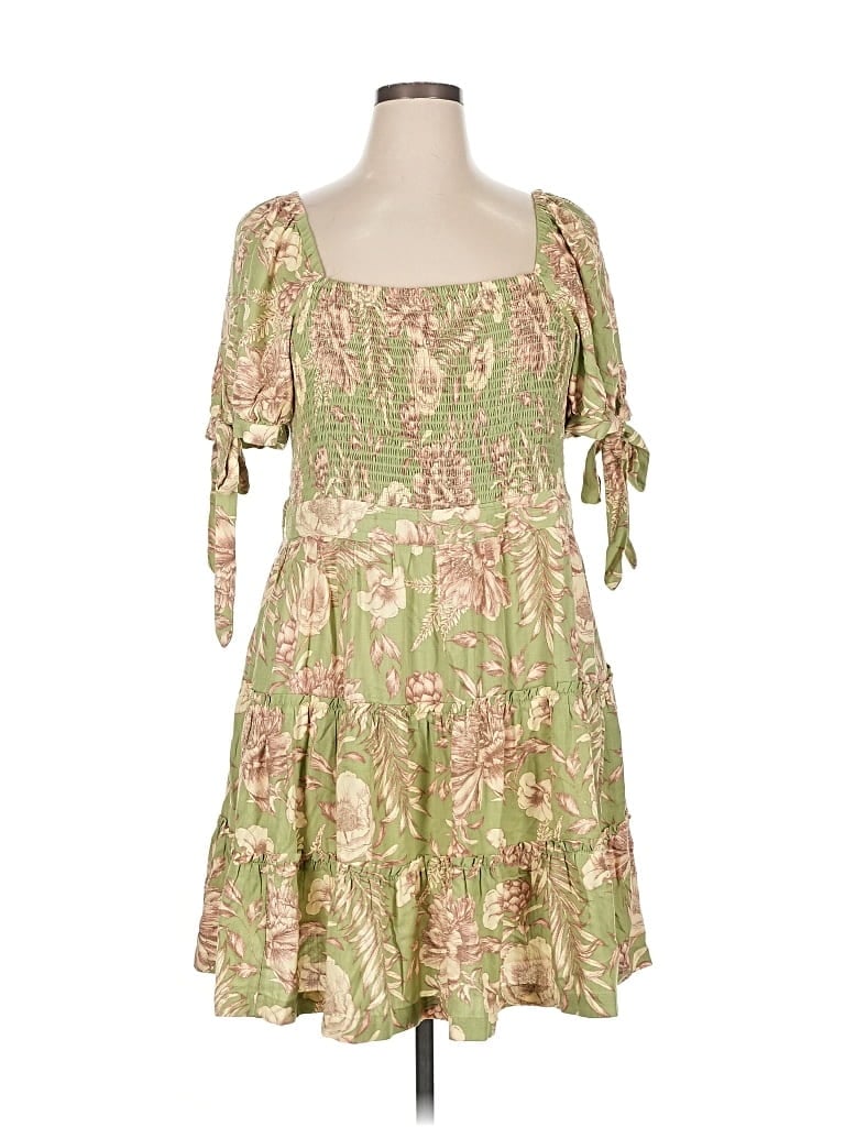 Pre-owned Target Casual Dress In Green