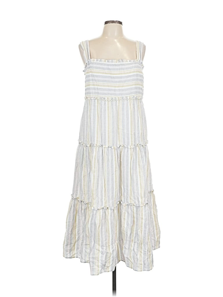 MAX STUDIO Pre-owned Casual Dress In White