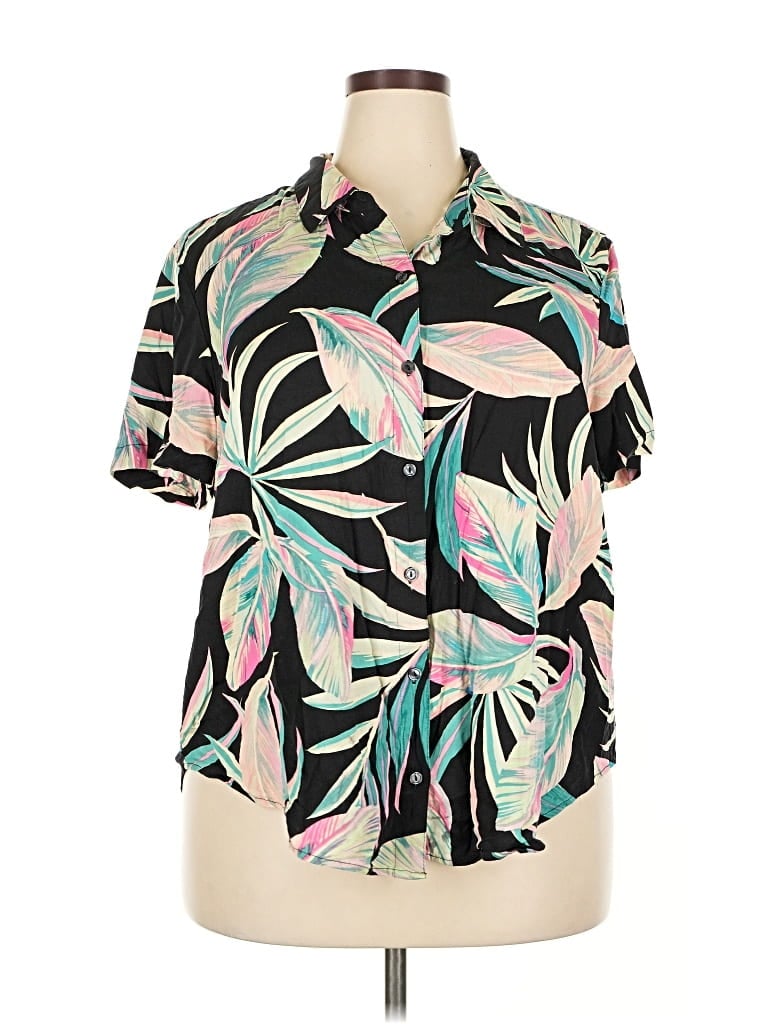 Pre-owned Torrid Short Sleeve Blouse In Black
