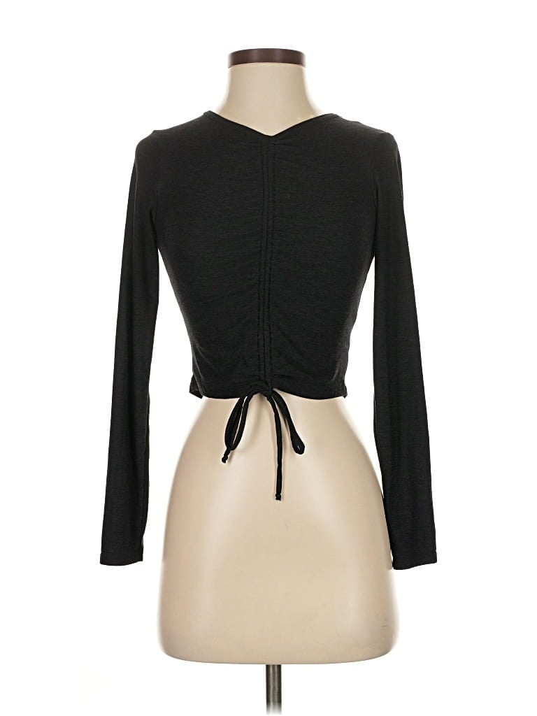 Pre-owned Beyond Yoga Long Sleeve Top Black Keyhole Neckline Tops