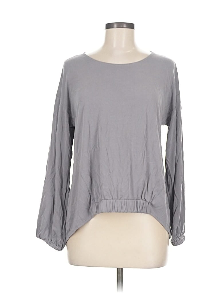 Pre-owned Red By Bke Long Sleeve Top Gray Boatneck Tops