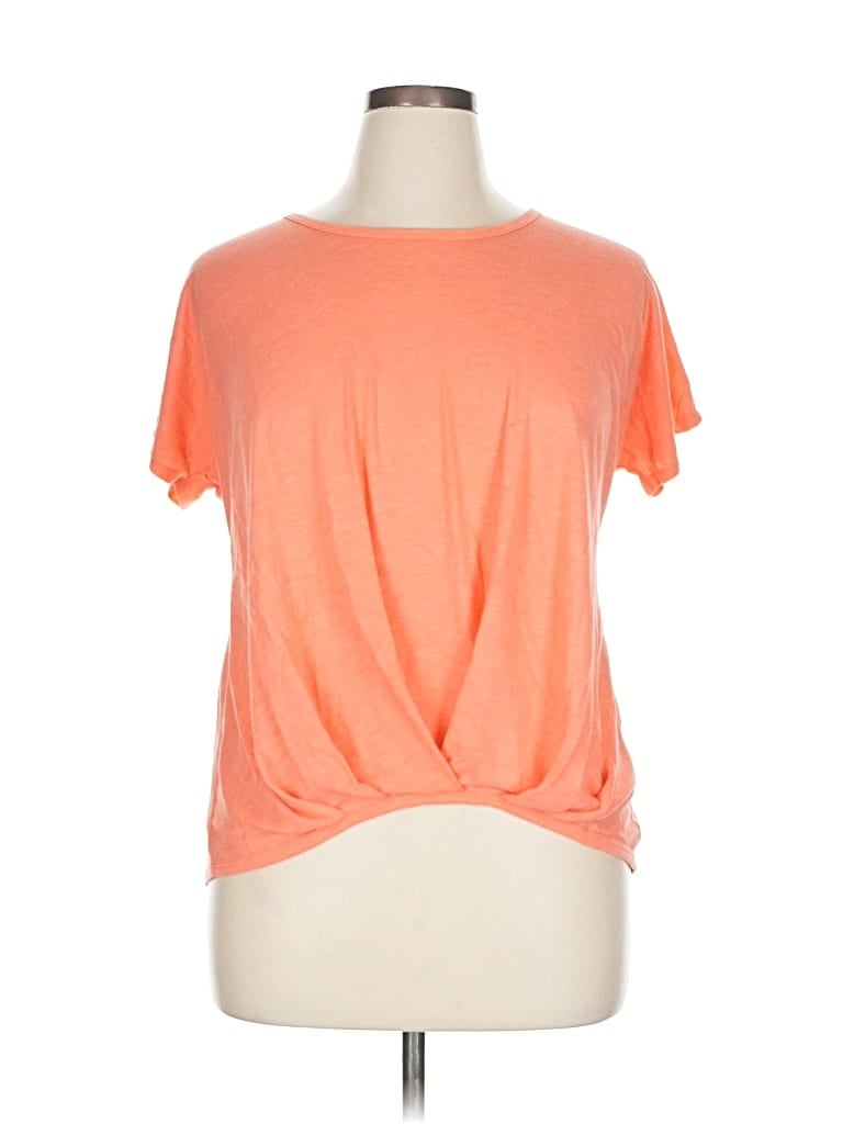 Pre-owned Signature Studio Short Sleeve T-shirt In Orange