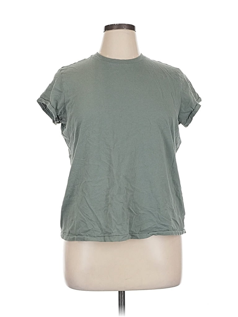 UNIVERSAL THREAD Pre-owned Short Sleeve T-shirt In Green