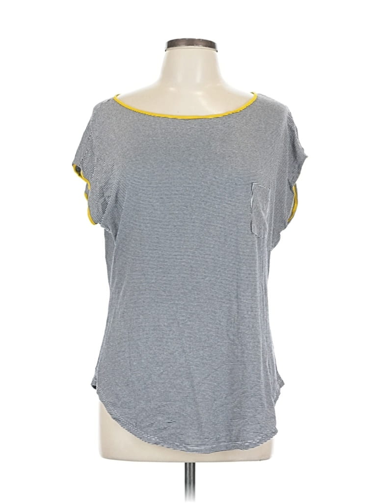 Pre-owned Laila Jayde Short Sleeve T-shirt In Gray