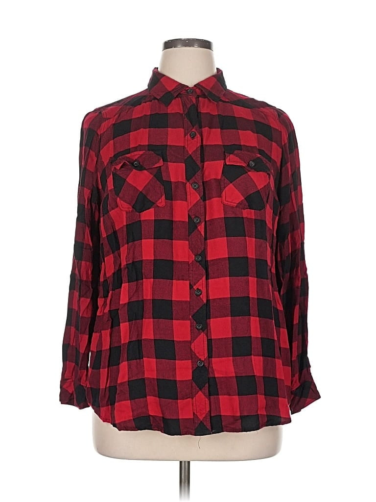 Pre-owned Torrid Long Sleeve Button Down Shirt In Red