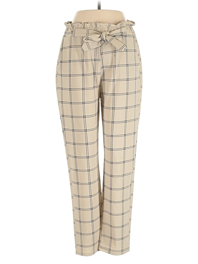 Click to view more detailed imagery on our partner's website Pre-owned Soho Apparel Ltd Casual Pants In White