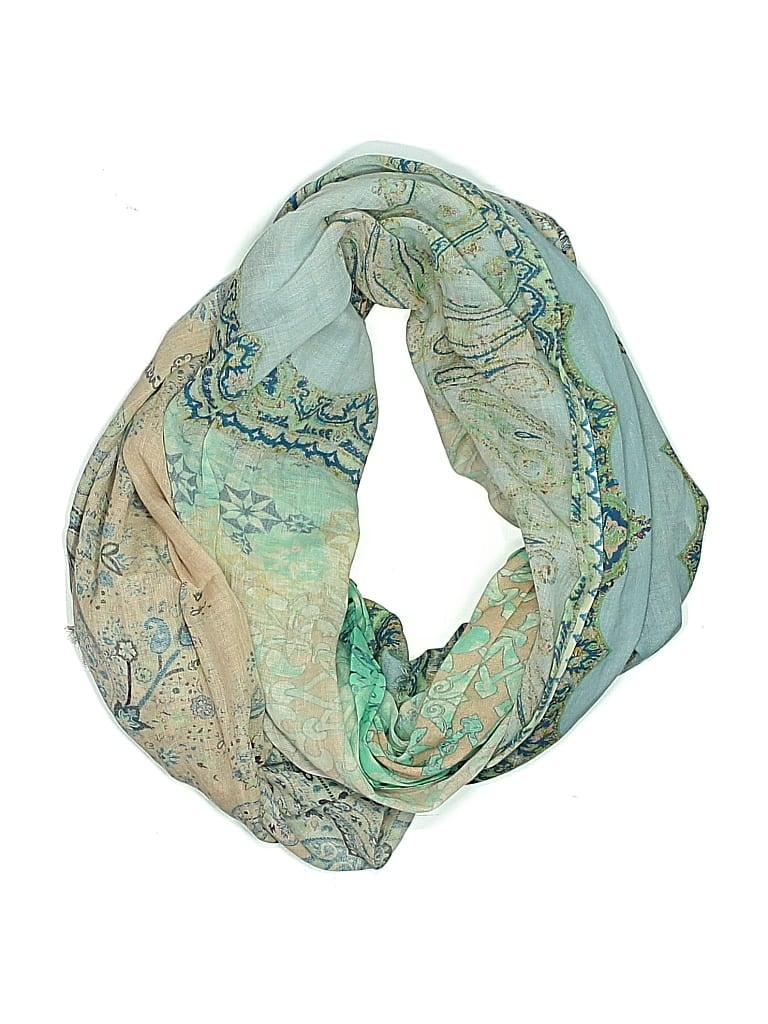 UNBRANDED Pre-owned Scarf In Blue