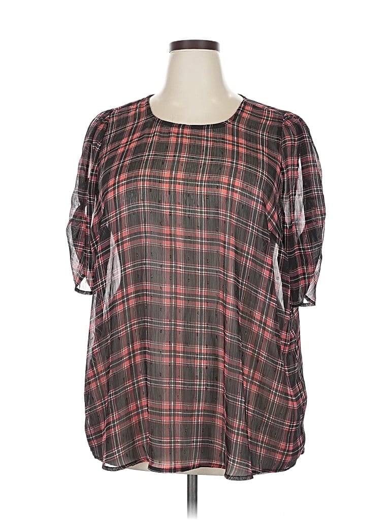 Pre-owned Torrid 3/4 Sleeve T-shirt In Red