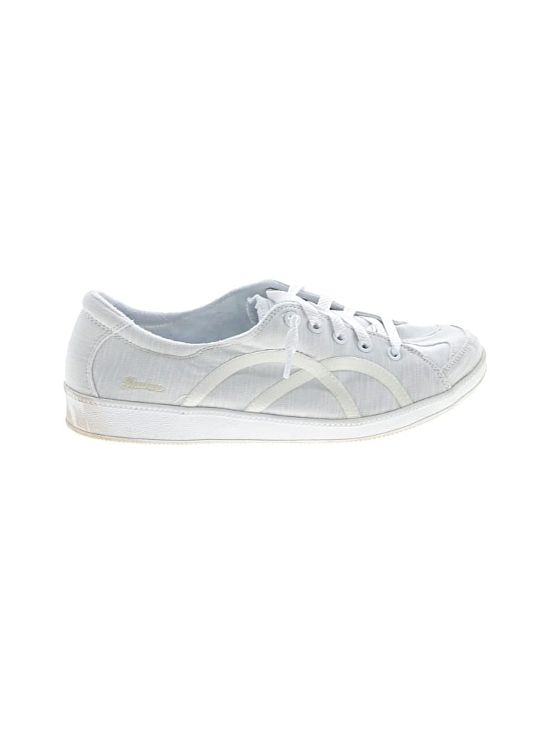 Pre-owned Skechers Sneakers In White