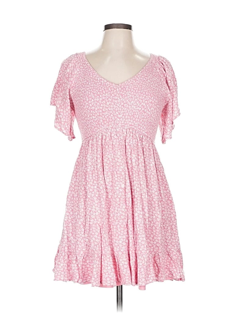 Click to view more detailed imagery on our partner's website Pre-owned In-loom Casual Dress In Pink