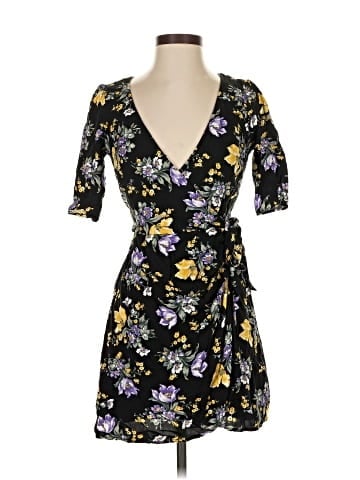 Abercrombie & Fitch Cocktail Dress (view 1)