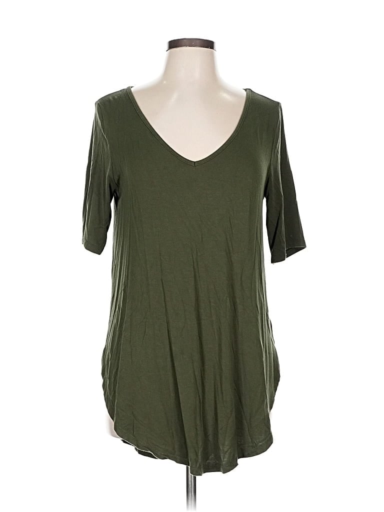 Pre-owned Torrid Short Sleeve T-shirt In Green