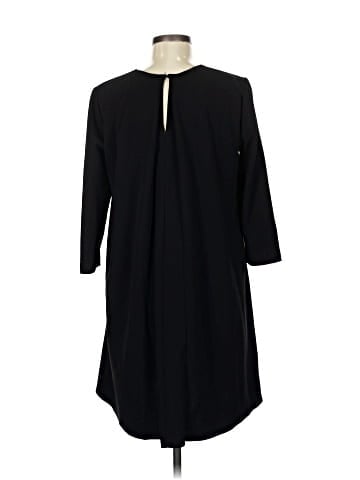 Donna Morgan Casual Dress (view 2)