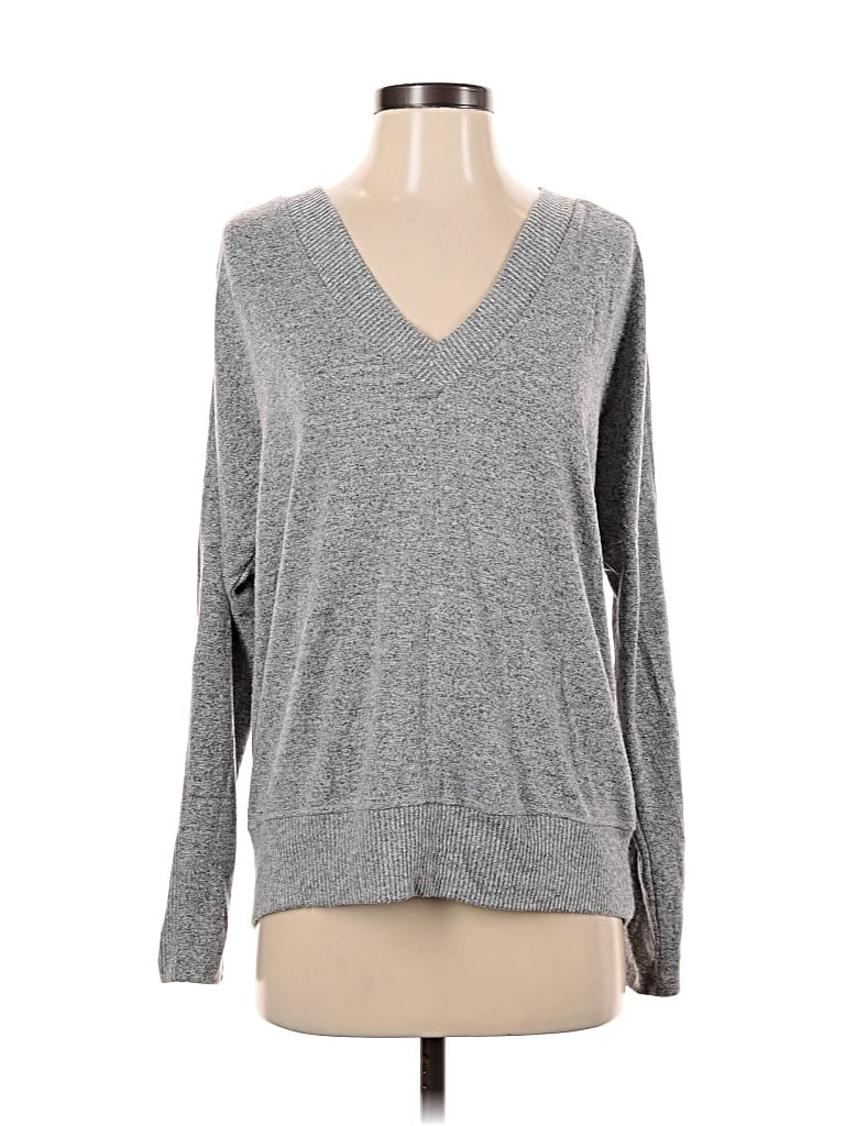 Pre-owned Buffalo By David Bitton Long Sleeve Top Gray V Neck Tops