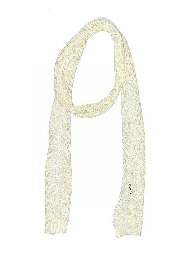 UNBRANDED Pre-owned Scarf In White