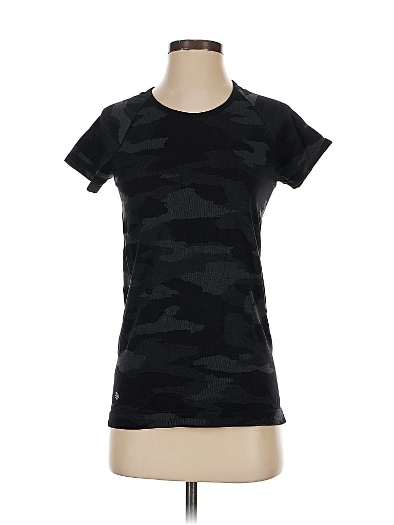 Pre-owned Athleta Short Sleeve T-shirt In Black