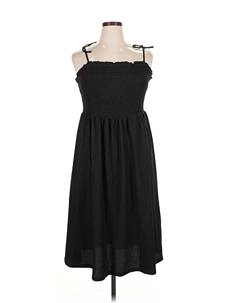 Pre-owned Divided By H&m Casual Dress In Black