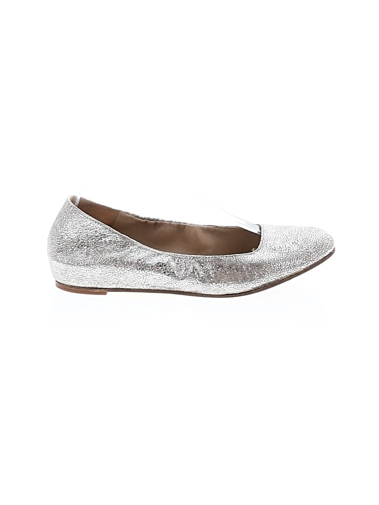 EILEEN FISHER Pre-owned Flats In Silver