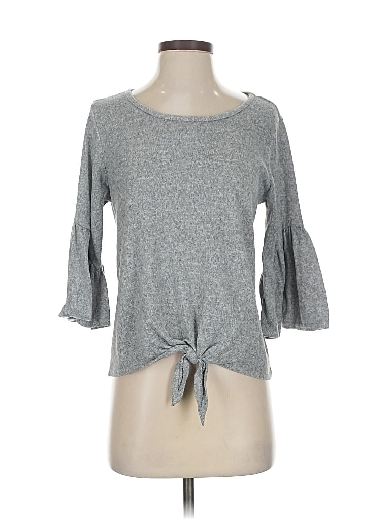 Pre-owned Caution To The Wind 3/4 Sleeve Top Gray Keyhole Neckline Tops