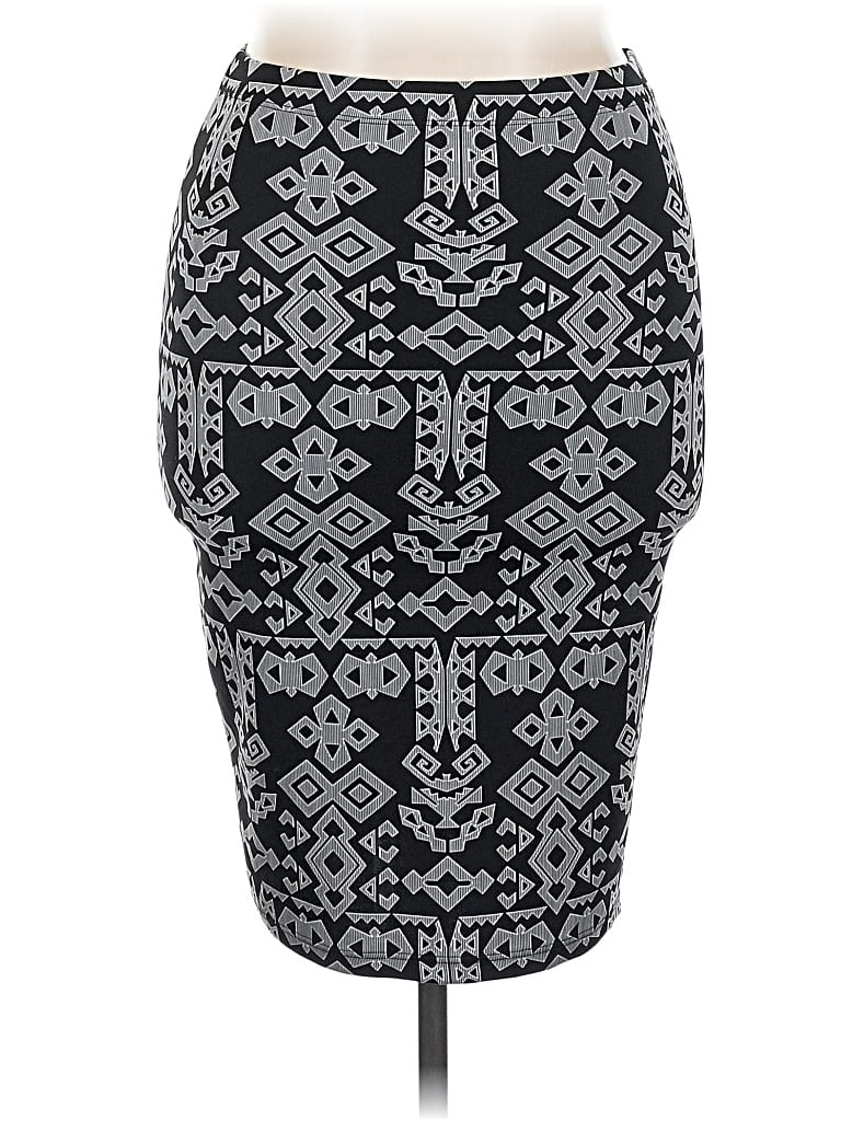 Pre-owned Forever 21 Plus Casual Skirt In Black