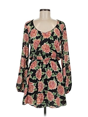 Show Me Your Mumu Casual Dress (view 1)