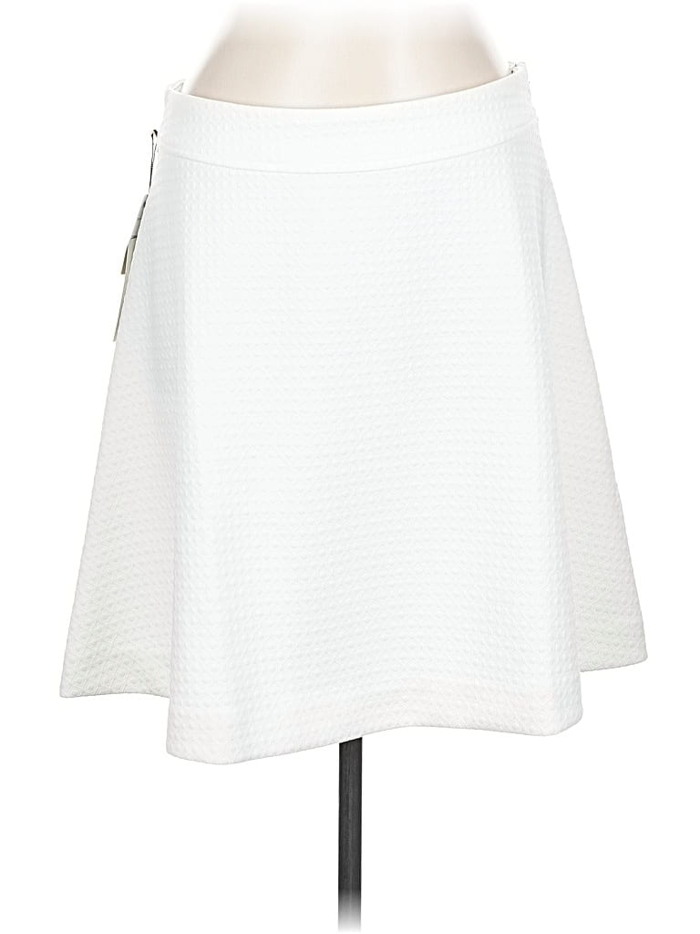 Pre-owned Adrienne Vittadini Casual Skirt In White