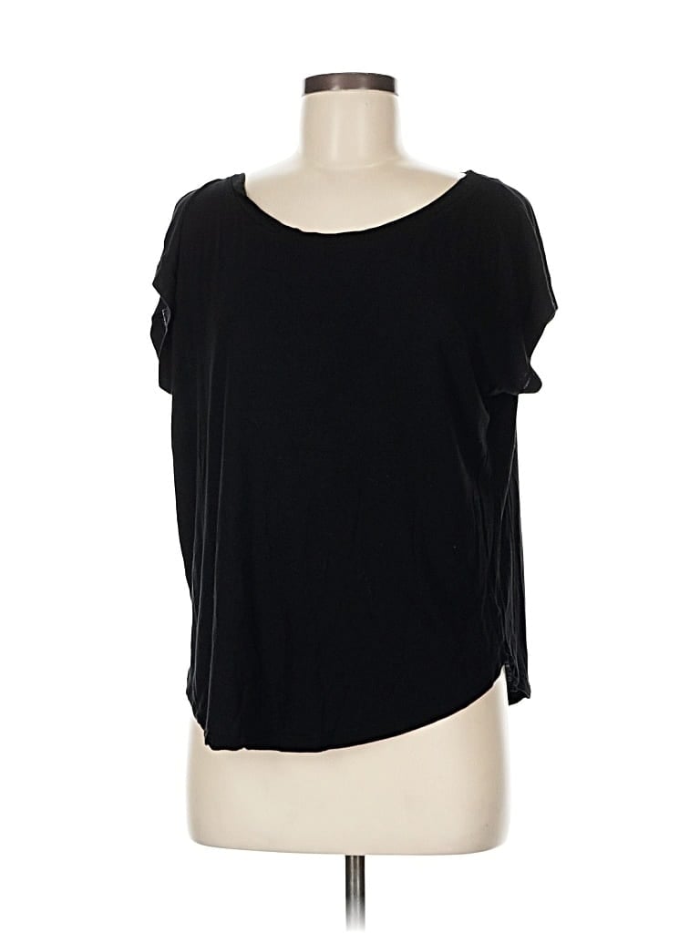 Pre-owned Gap Short Sleeve T-shirt In Black