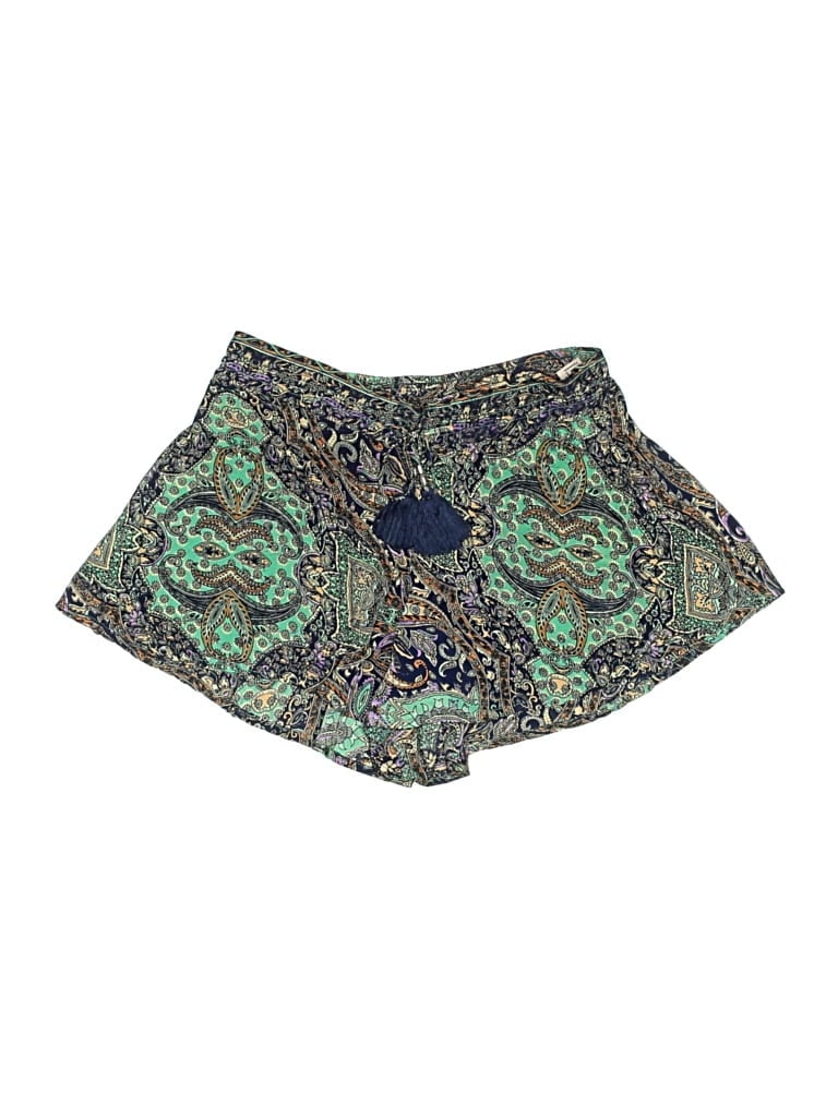 Pre-owned Devi Shorts In Green