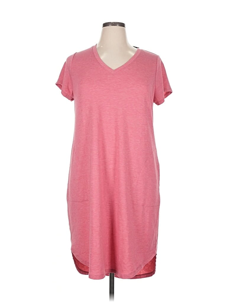Livi Active Casual Dress In Pink