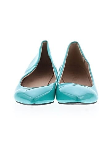 Unbranded Flats (view 2)