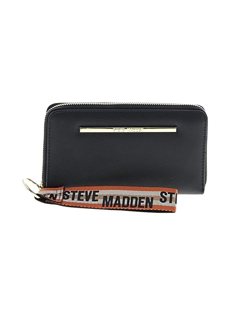 Pre-owned Steve Madden Wristlet In Black