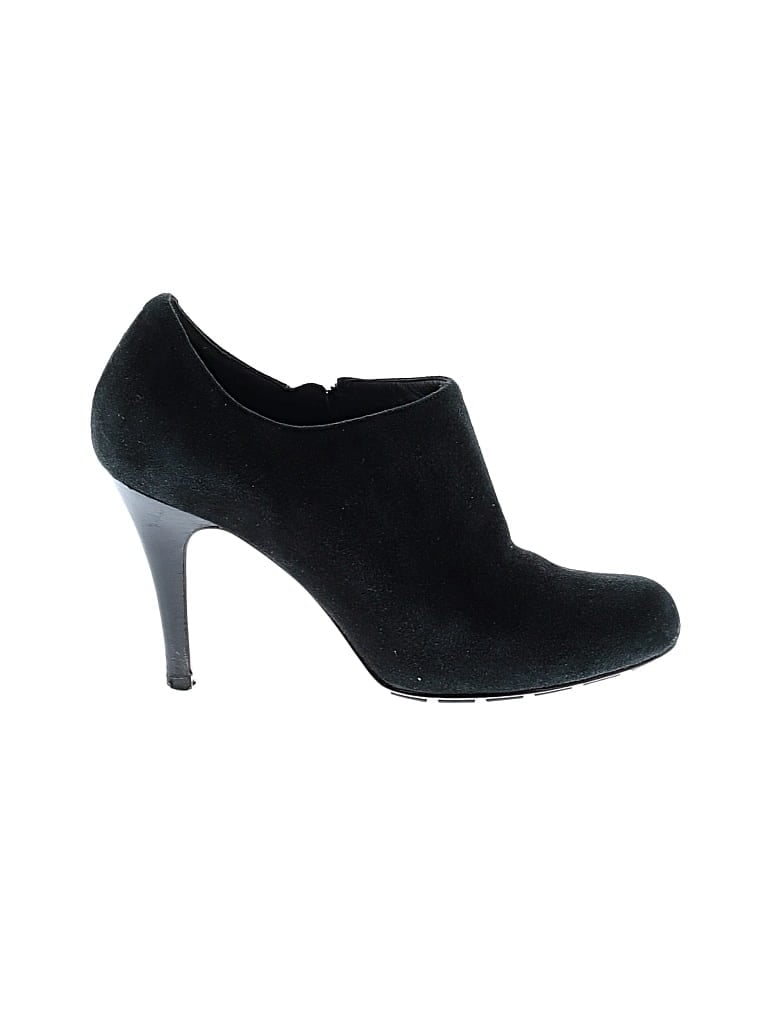 Pre-owned Cole Haan Heels In Black