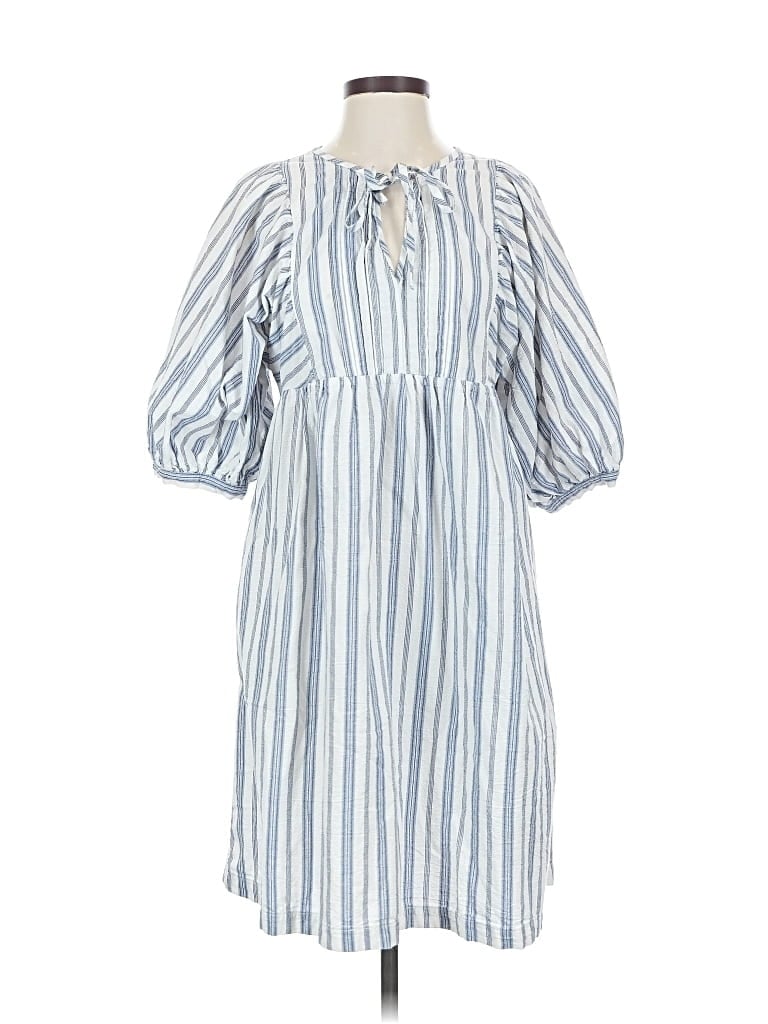 Pre-owned Universal Thread Casual Dress In Blue