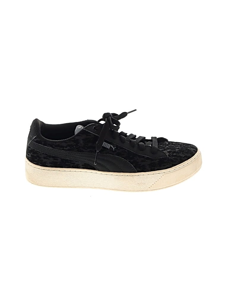 Pre-owned Puma Sneakers In Black