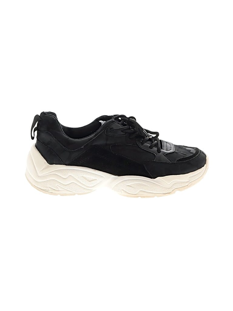 Pre-owned Steve Madden Sneakers In Black