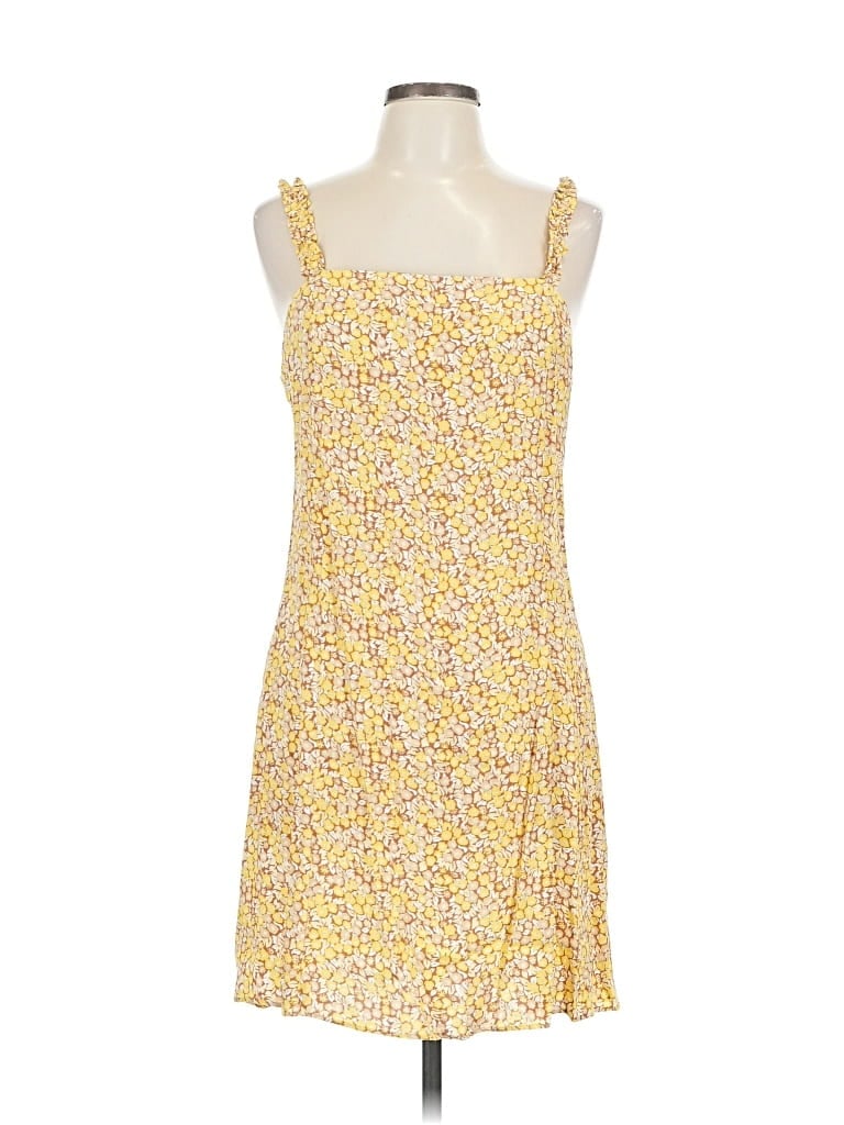 Pre-owned Los Angeles Atelier & Other Stories Casual Dress In Yellow