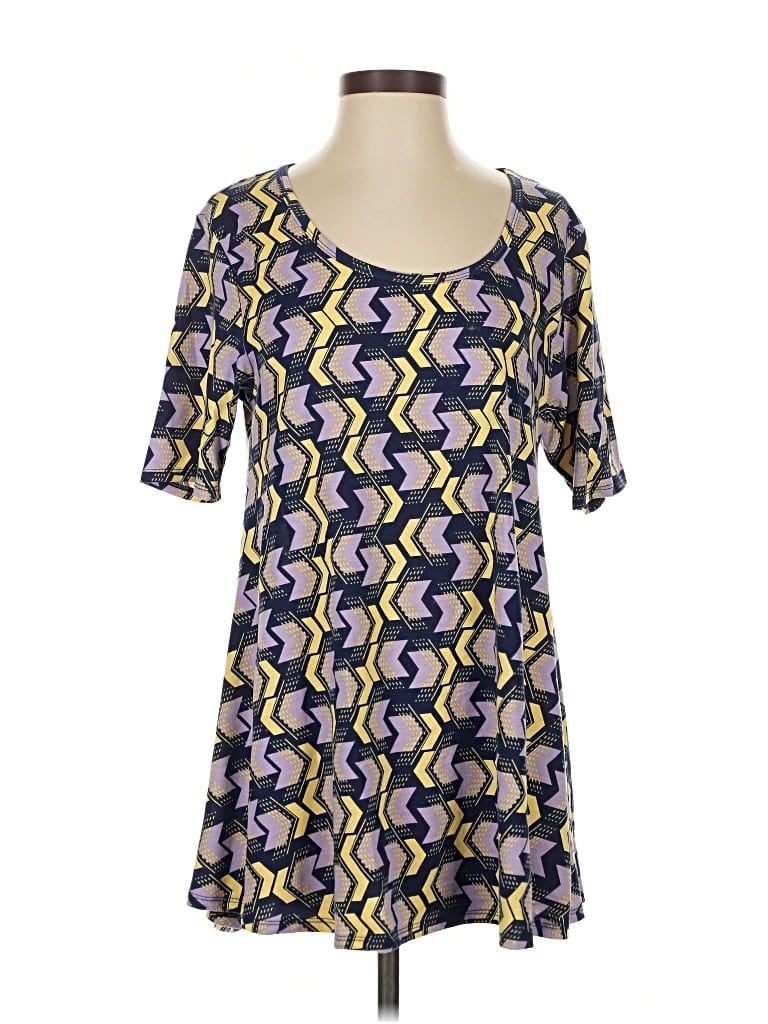 Pre-owned Lularoe Short Sleeve T-shirt In Purple