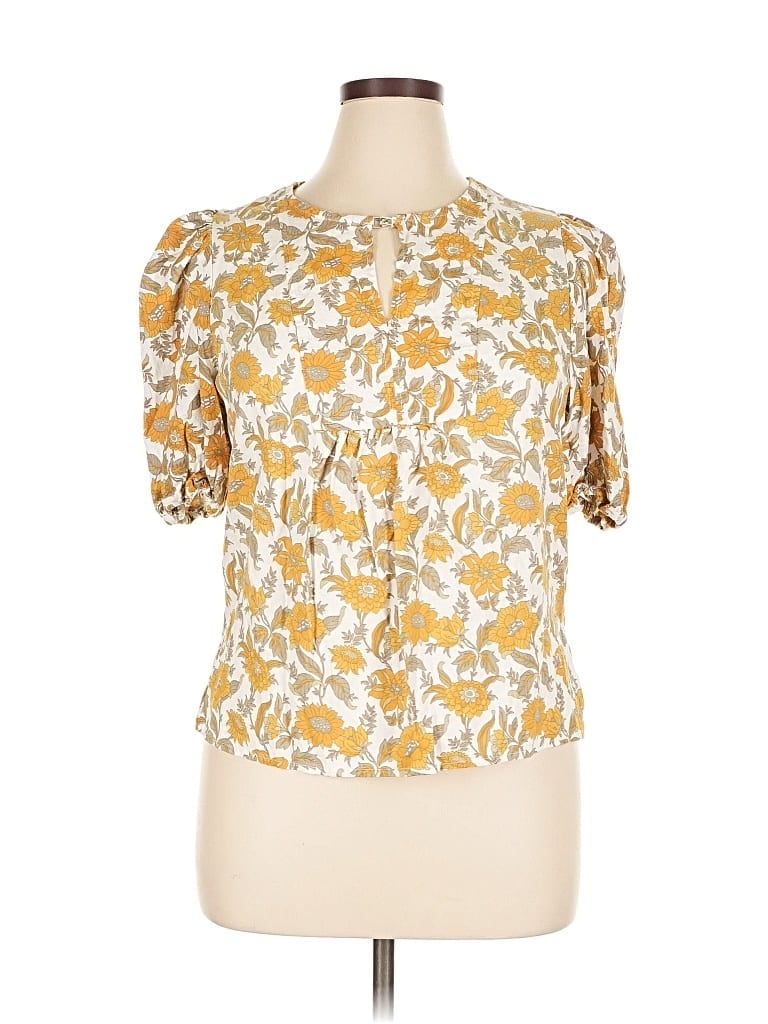 Pre-owned Cupcakes And Cashmere Short Sleeve Blouse In Gold