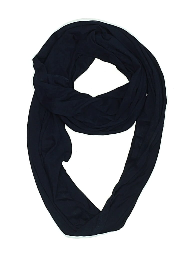 UNBRANDED Pre-owned Scarf In Blue