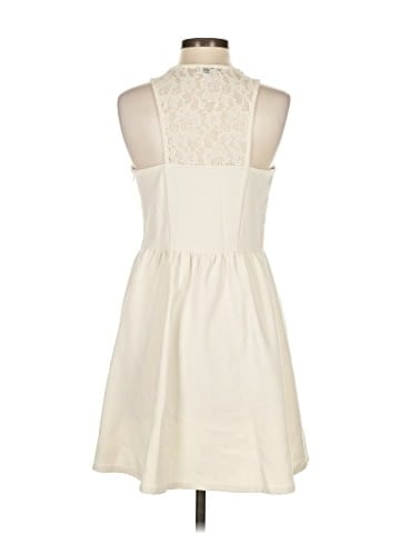 American Eagle Outfitters Casual Dress (view 2)