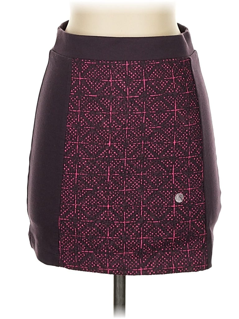 Pre-owned American Eagle Outfitters Casual Skirt In Burgundy