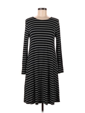 Old Navy Casual Dress (view 1)