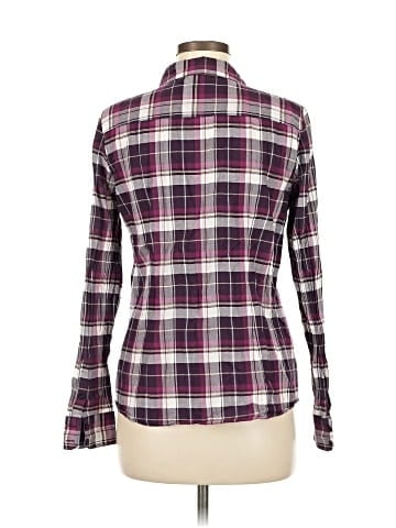 The Limited Long Sleeve Button-Down Shirt (view 2)