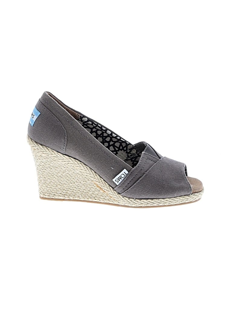 Pre-owned Toms Wedges In Brown