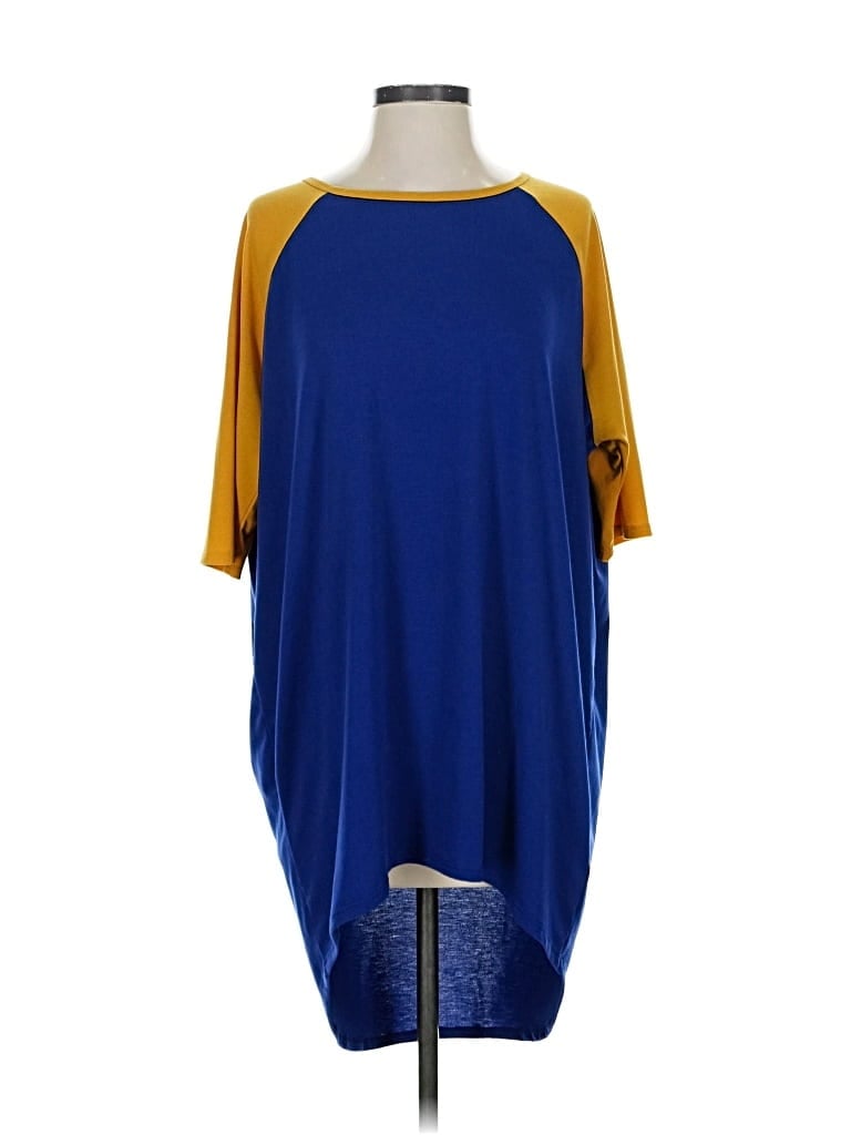 Pre-owned Lularoe 3/4 Sleeve T-shirt In Blue