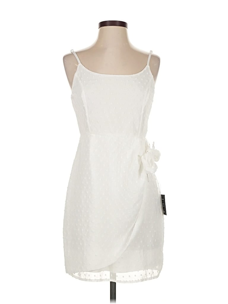 Pre-owned Lulus Cocktail Dress In White